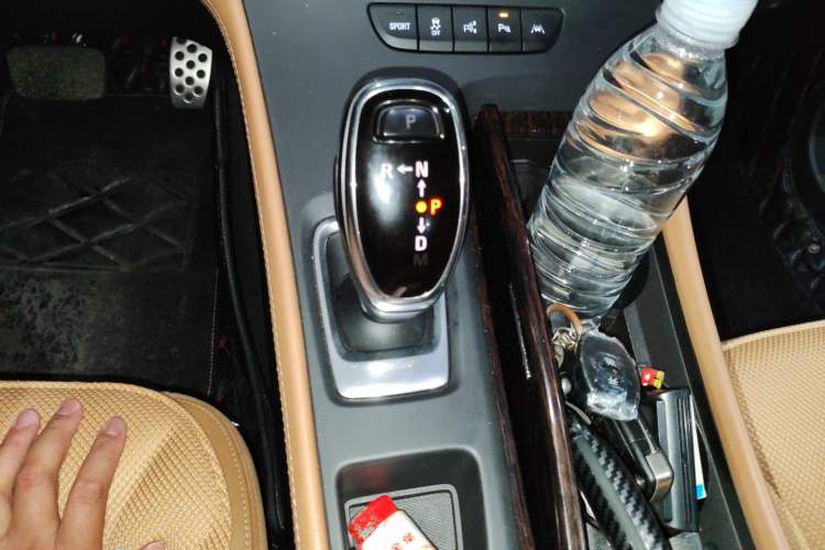 Used Buick LaCrosse 2016 20T Luxury Model Gear Lever