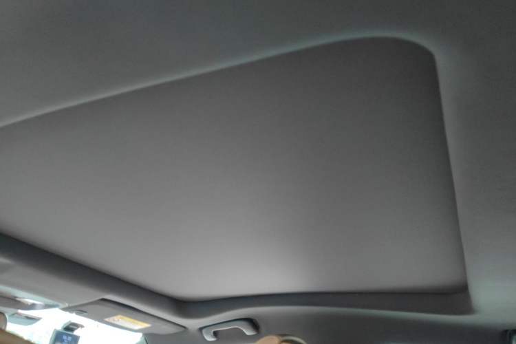 Used Buick LaCrosse 2016 28T Luxury Version Headliner