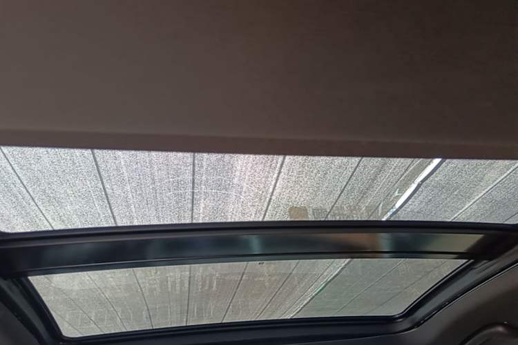 Used Buick LaCrosse 2016 28T Premium Edition Headliner