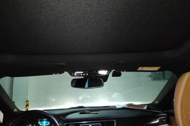 Used Buick LaCrosse 2016 20T Luxury Model Headliner