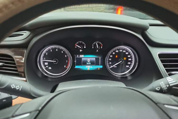 Used Buick LaCrosse 2016 28T Premium Edition Instrument Cluster