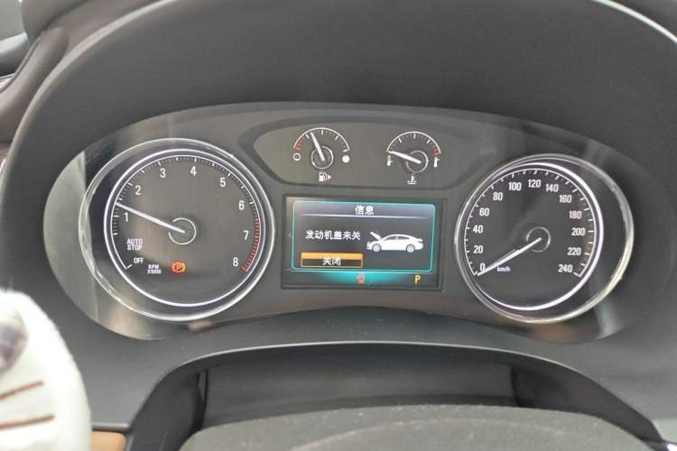 Used Buick LaCrosse 2016 28T Premium Edition Instrument Cluster