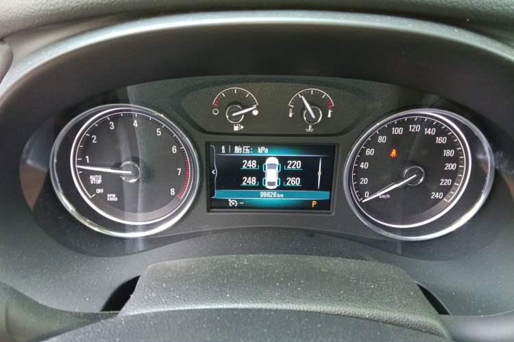 Used Buick LaCrosse 2016 28T Premium Edition Instrument Cluster