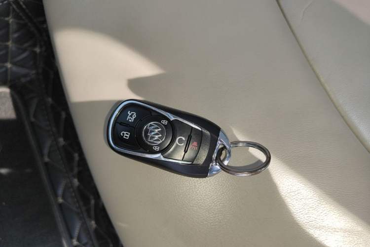 Used Buick LaCrosse 2016 Revised 20T Leading Edition Interior 1