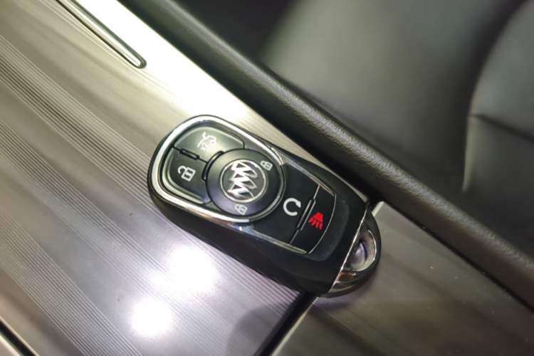 Used Buick LaCrosse 2016 Revised Version 28T Elite Edition Interior 1