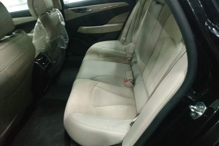 Used Buick LaCrosse 2016 30H Elite Edition Interior 4