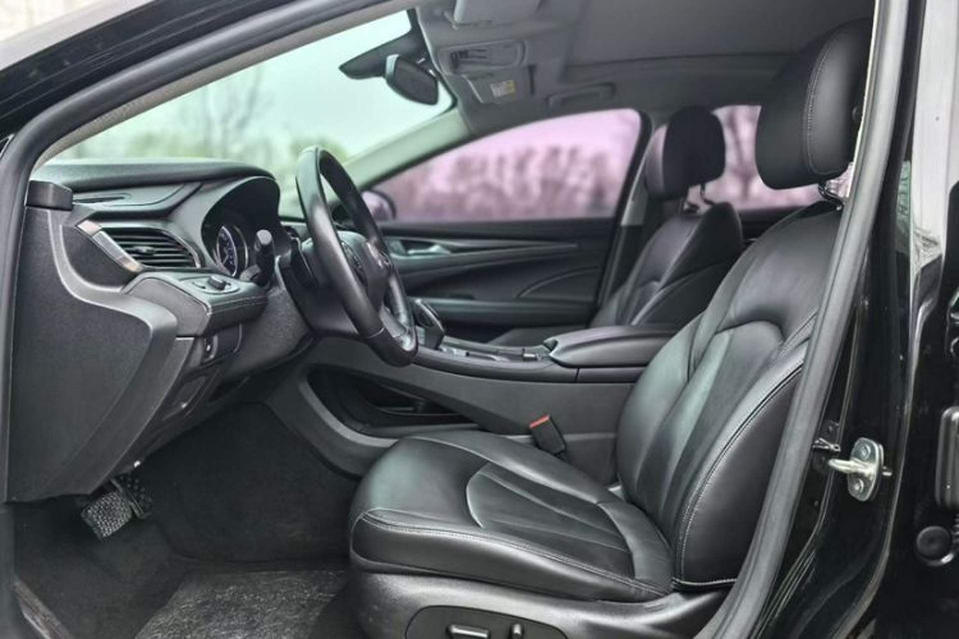 Used Buick LaCrosse 2016 Revised Version 28T Elite Edition Interior 6