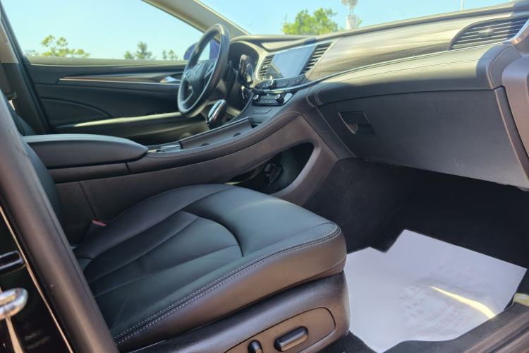 Used Buick LaCrosse 2016 Revised Version 28T Elite Edition Interior 6