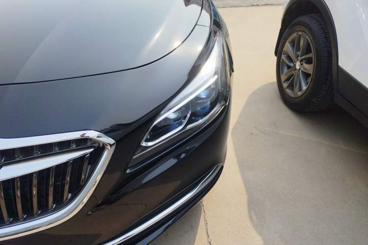 Used Buick LaCrosse 2016 20T Elite Edition Left Front Headlight