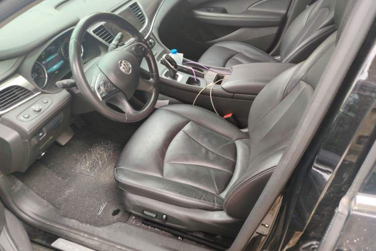 Used Buick LaCrosse 2016 Revised Version 28T Elite Edition Left Front Seat