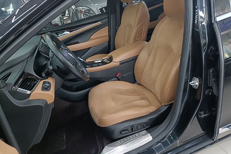 Used Buick LaCrosse 2016 28T Luxury Version Left Front Seat