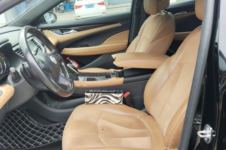 Used Buick LaCrosse 2016 28T Premium Edition Left Front Seat