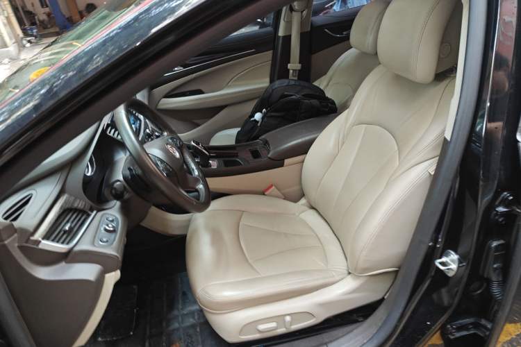 Used Buick LaCrosse 2016 20T Leading Model Left Front Seat