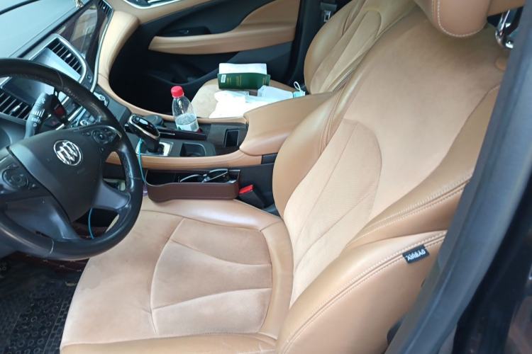Used Buick LaCrosse 2016 28T Premium Edition Left Front Seat
