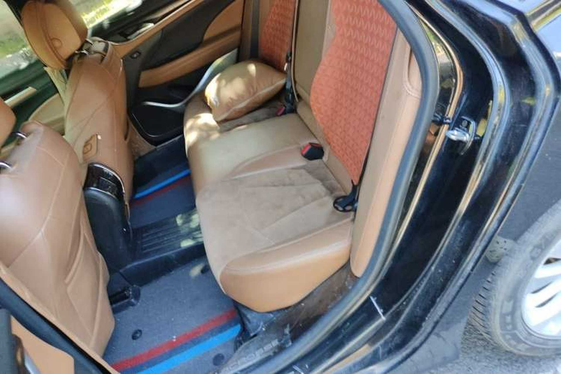 Used Buick LaCrosse 2016 28T Luxury Version Left Rear Seat