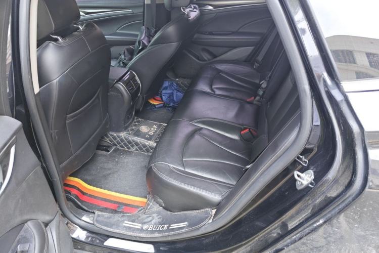 Used Buick LaCrosse 2016 Revised Version 28T Elite Edition Left Rear Seat