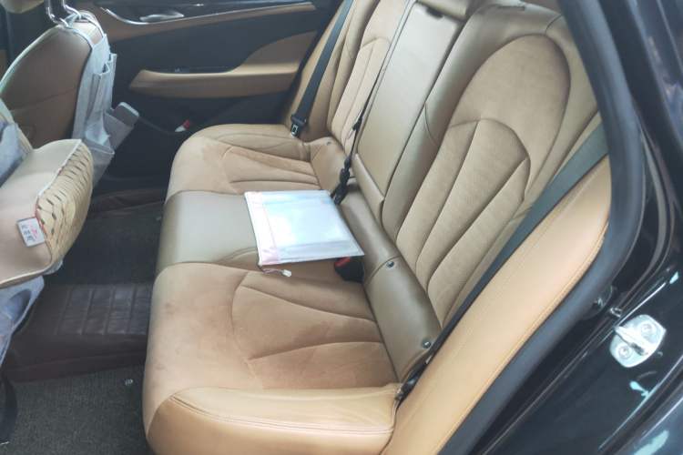 Used Buick LaCrosse 2016 20T Luxury Model Left Rear Seat