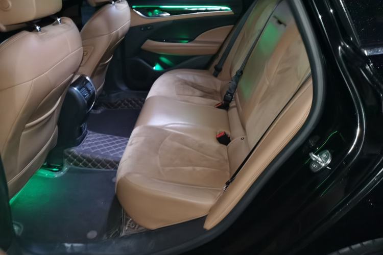 Used Buick LaCrosse 2016 28T Flagship Model Left Rear Seat