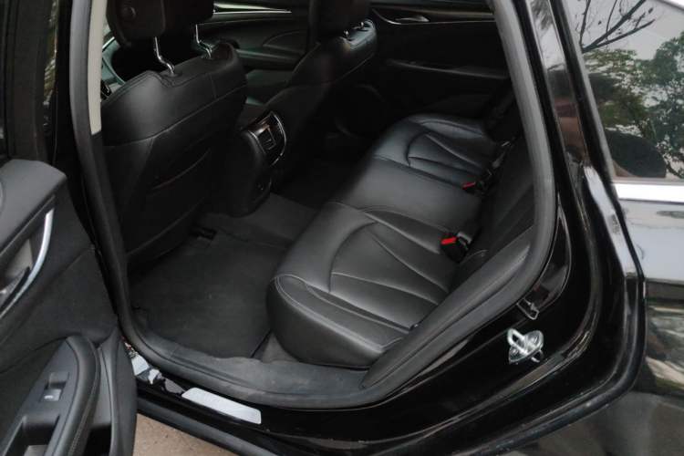 Used Buick LaCrosse 2016 Revised Version 28T Elite Edition Left Rear Seat