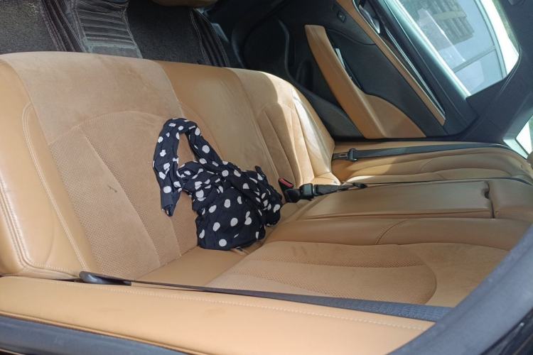 Used Buick LaCrosse 2016 28T Luxury Version Left Rear Seat