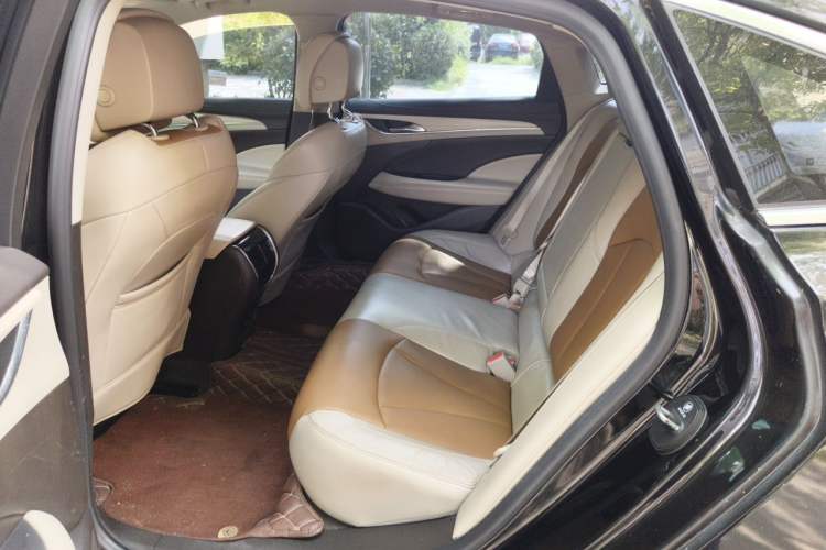 Used Buick LaCrosse 2016 30H Elite Edition Left Rear Seat