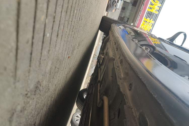 Used Buick LaCrosse 2016 20T Elite Edition Left Side Sill