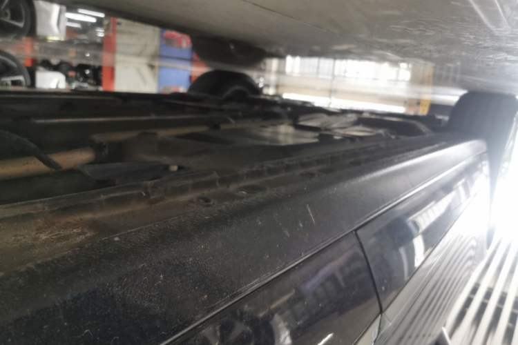 Used Buick LaCrosse 2016 20T Elite Edition Left Side Sill