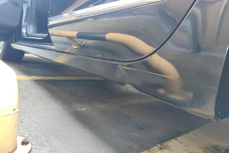 Used Buick LaCrosse 2016 20T Elite Edition Left Side Sill