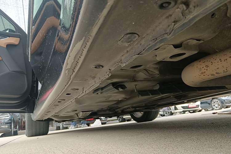 Used Buick LaCrosse 2016 28T Premium Edition Left Side Sill