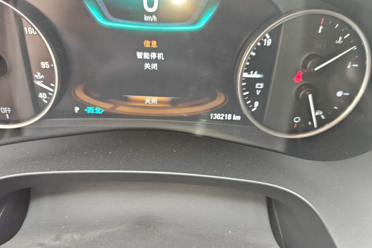 Used Buick LaCrosse 2016 28T Luxury Version Odometer Close Up