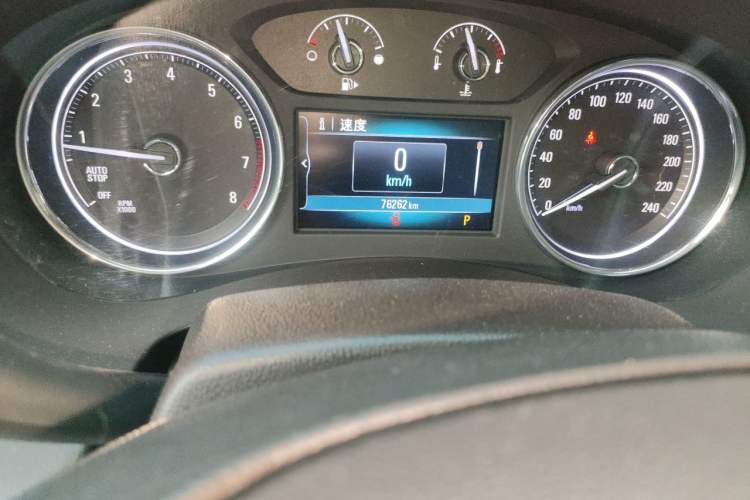 Used Buick LaCrosse 2016 Revised 20T Leading Edition Odometer Close Up