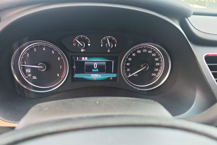 Used Buick LaCrosse 2016 20T Elite Edition Odometer Close Up
