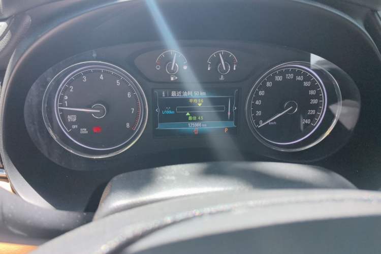 Used Buick LaCrosse 2016 20T Elite Edition Odometer Close Up
