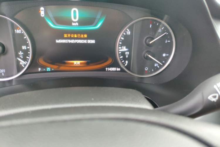Used Buick LaCrosse 2016 20T Luxury Model Odometer Close Up