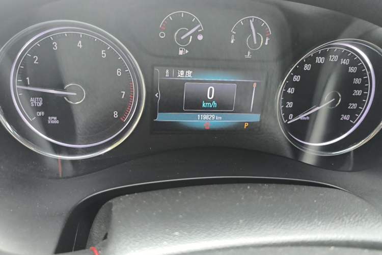 Used Buick LaCrosse 2016 20T Elite Edition Odometer Close Up