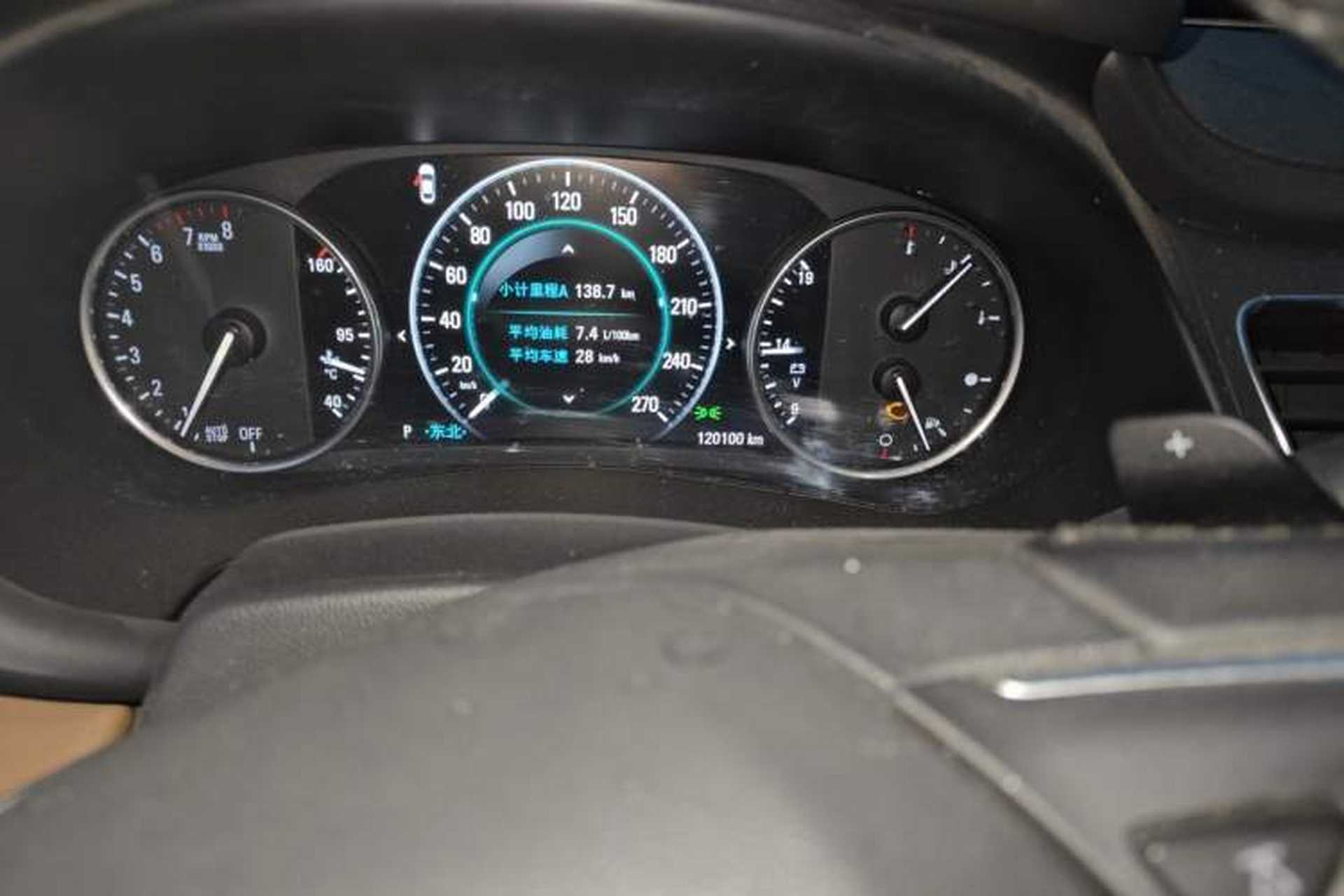 Used Buick LaCrosse 2016 20T Luxury Model Odometer Close Up