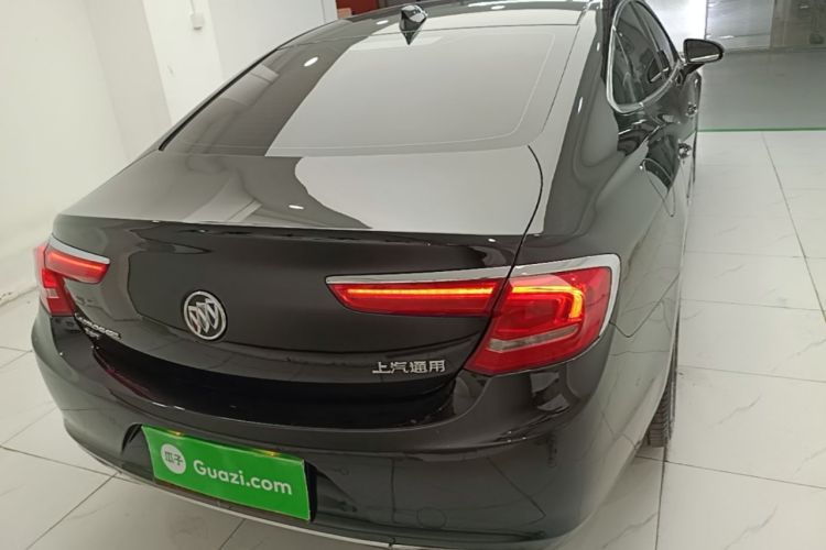 Used Buick LaCrosse 2016 28T Luxury Version Rear