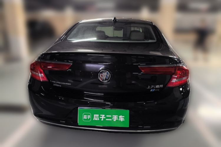 Used Buick LaCrosse 2016 30H Luxury Version Rear