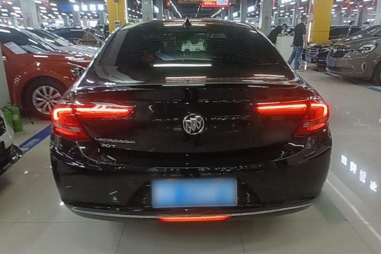 Used Buick LaCrosse 2016 20T Luxury Model Rear