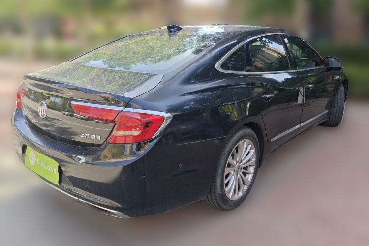 Used Buick LaCrosse 2016 28T Luxury Version Rear Right 45 Deg