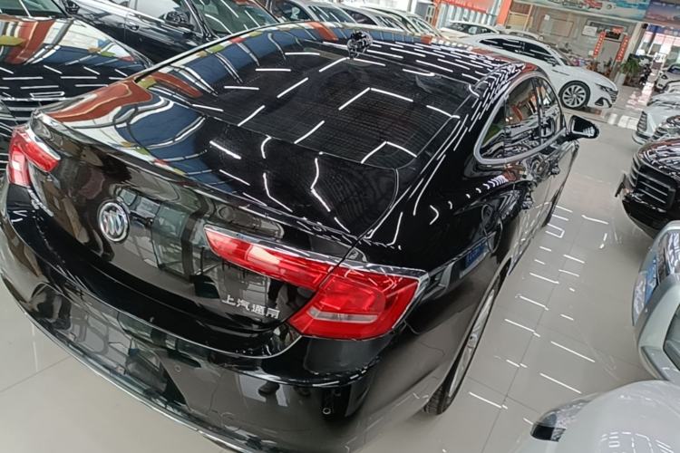 Used Buick LaCrosse 2016 28T Luxury Version Rear Right 45 Deg