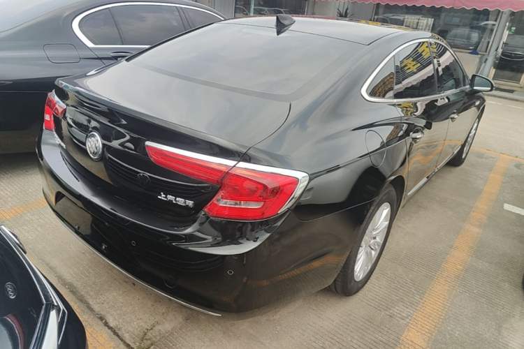 Used Buick LaCrosse 2016 20T Elite Edition Rear Right 45 Deg