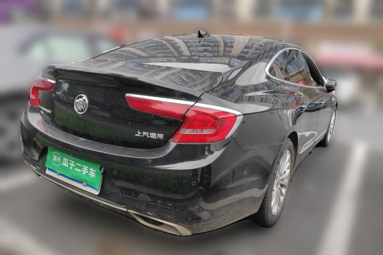 Used Buick LaCrosse 2016 28T Luxury Version Rear Right 45 Deg