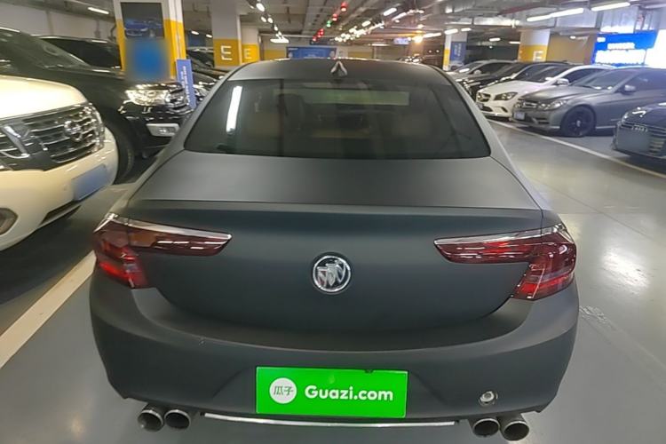 Used Buick LaCrosse 2016 28T Luxury Version Rear