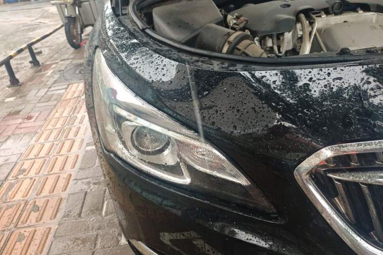 Used Buick LaCrosse 2016 Revised Version 28T Elite Edition Right Front Headlight