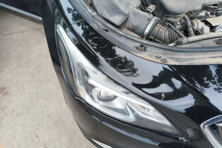 Used Buick LaCrosse 2016 20T Elite Edition Right Front Headlight