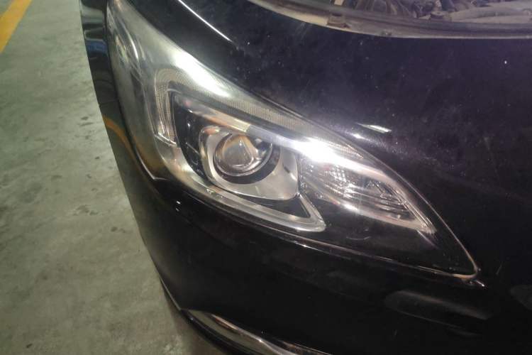 Used Buick LaCrosse 2016 Revised 20T Leading Edition Right Front Headlight