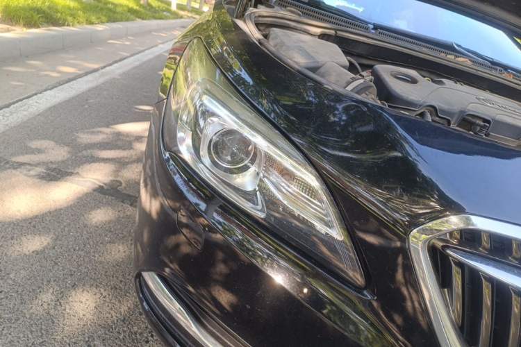 Used Buick LaCrosse 2016 20T Elite Edition Right Front Headlight
