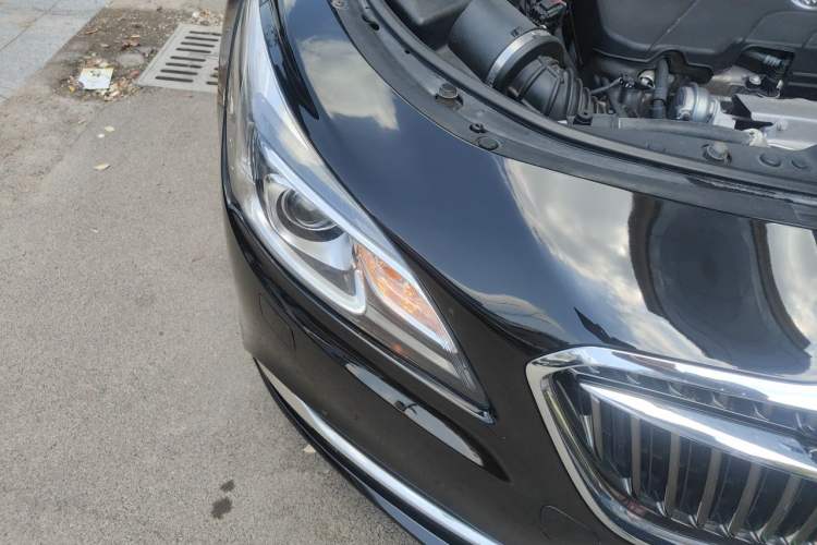 Used Buick LaCrosse 2016 20T Luxury Model Right Front Headlight