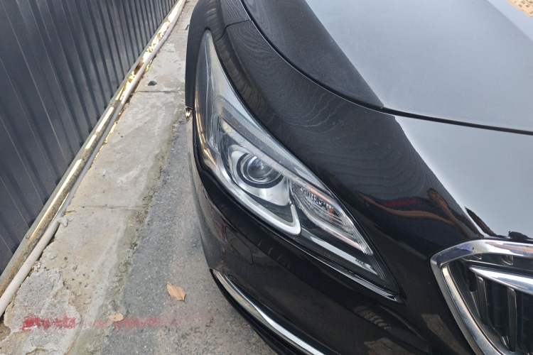 Used Buick LaCrosse 2016 20T Elite Edition Right Front Headlight